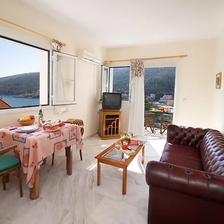 Boulevard Aetos * Agia Efimia