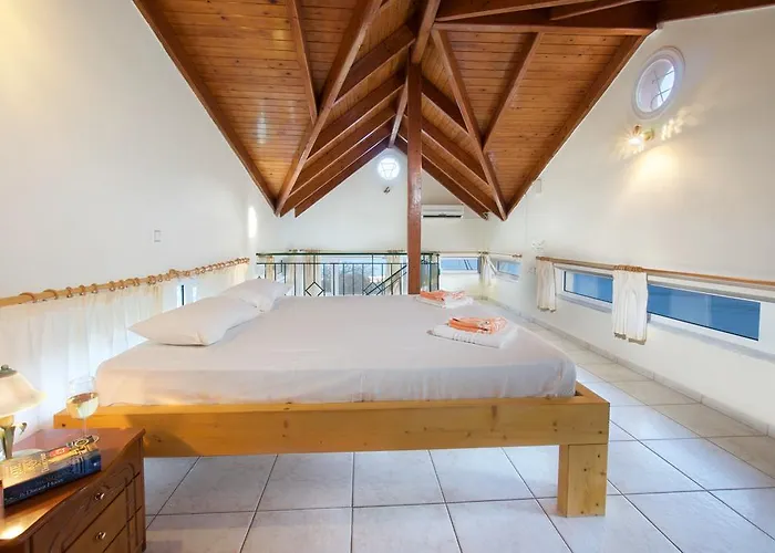 Boulevard Aetos * Agia Efimia